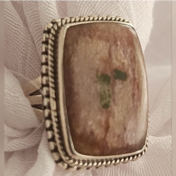 New Solid Sterling Silver Opal Ring - Picture 5 of 5